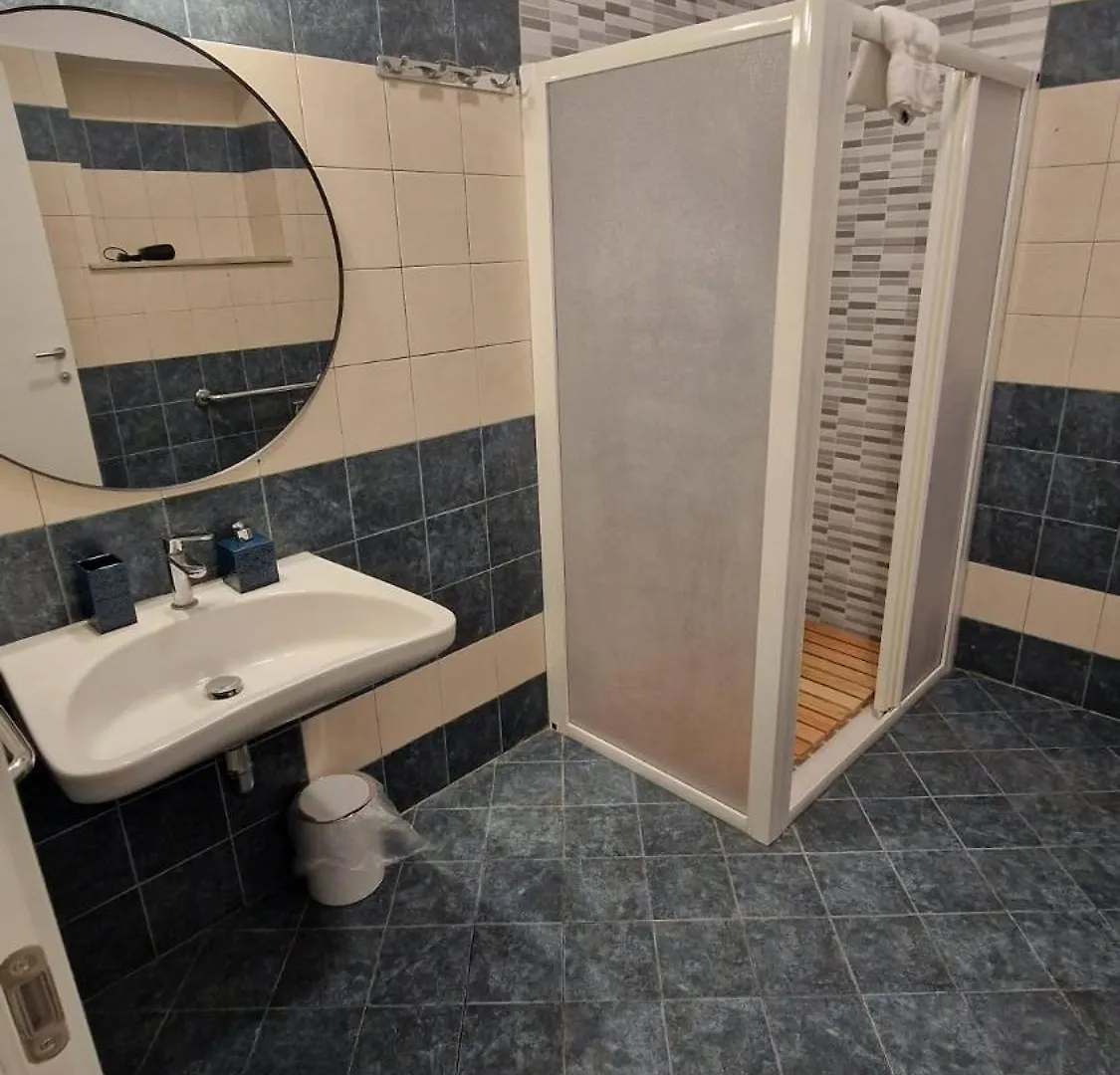 Affittacamere 4Rooms In Roma
