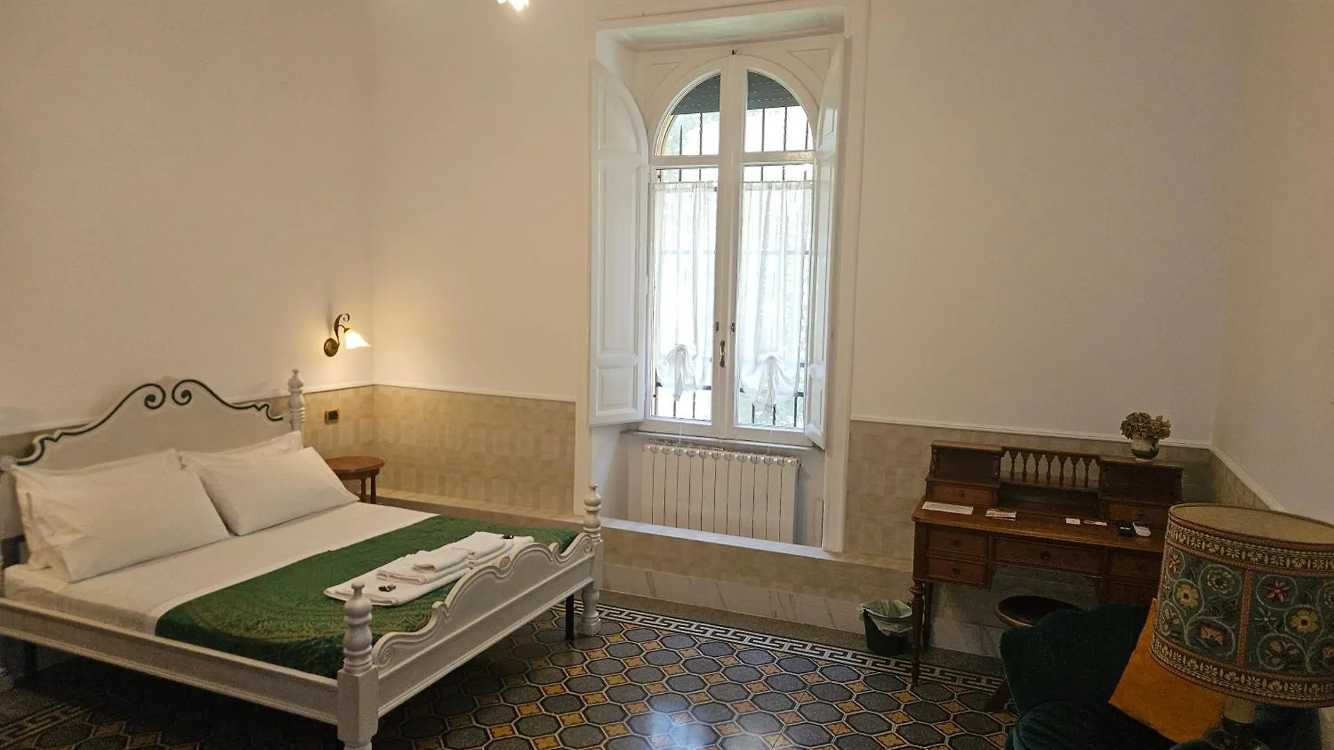 4Rooms In Roma 0*,  Italia