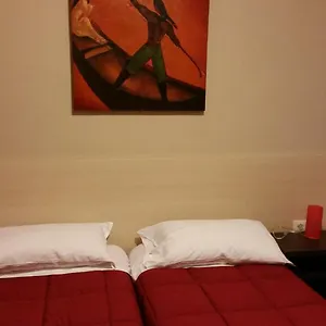 Hotel Mosaic, Rzym