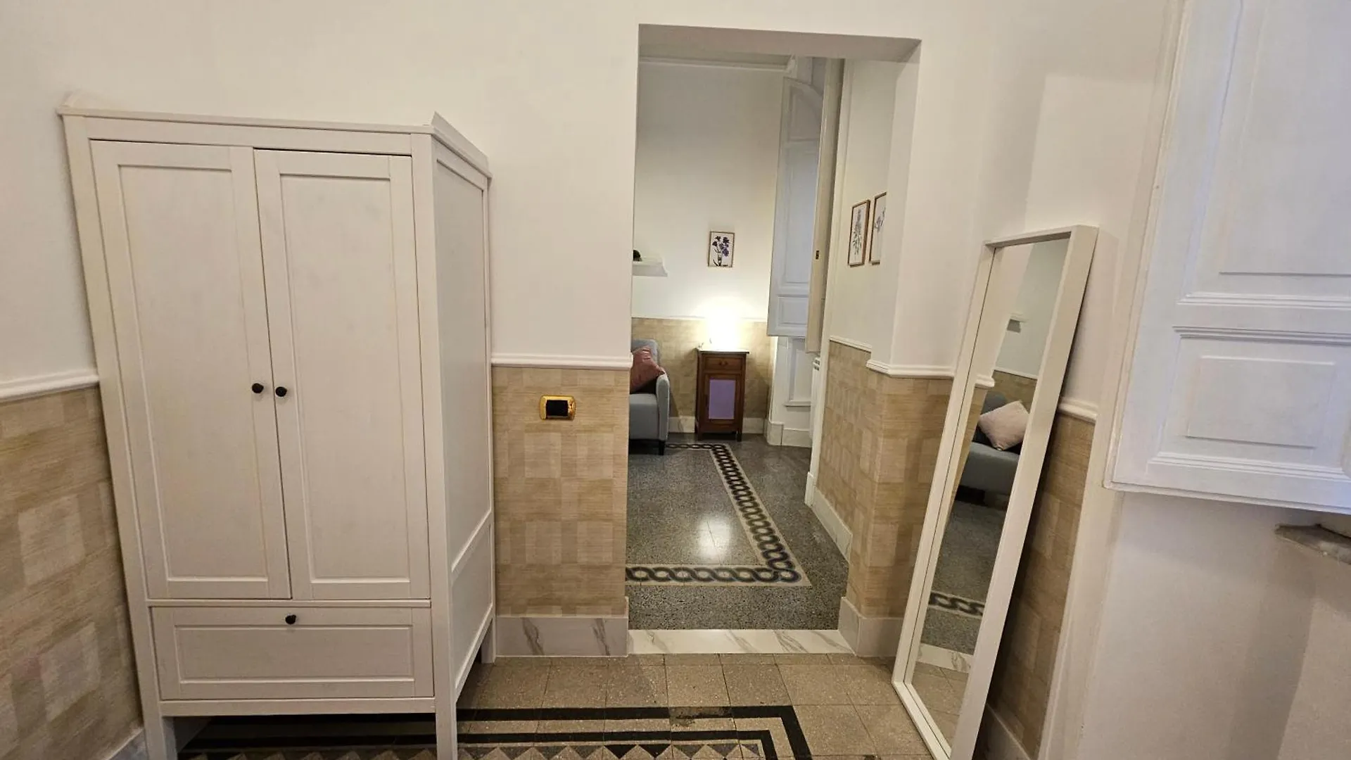 בית הארחה 4Rooms In רומא איטליה
